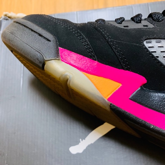 COPY - Girls Air Jordan Retro 5 - Picture 5 of 7